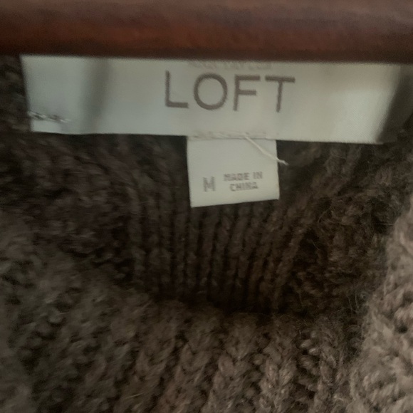 Loft Cable Knit turtle neck short sleeve sweater - Picture 6 of 7